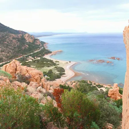 Casa Museddu 펜션 카데두